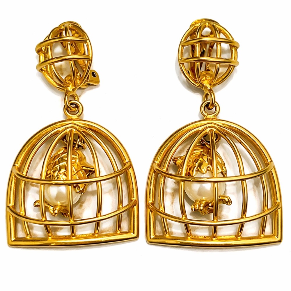 Vintage Pearl Goldtone Birdcage Chanel Inspired Clip On Earrings Unsigned